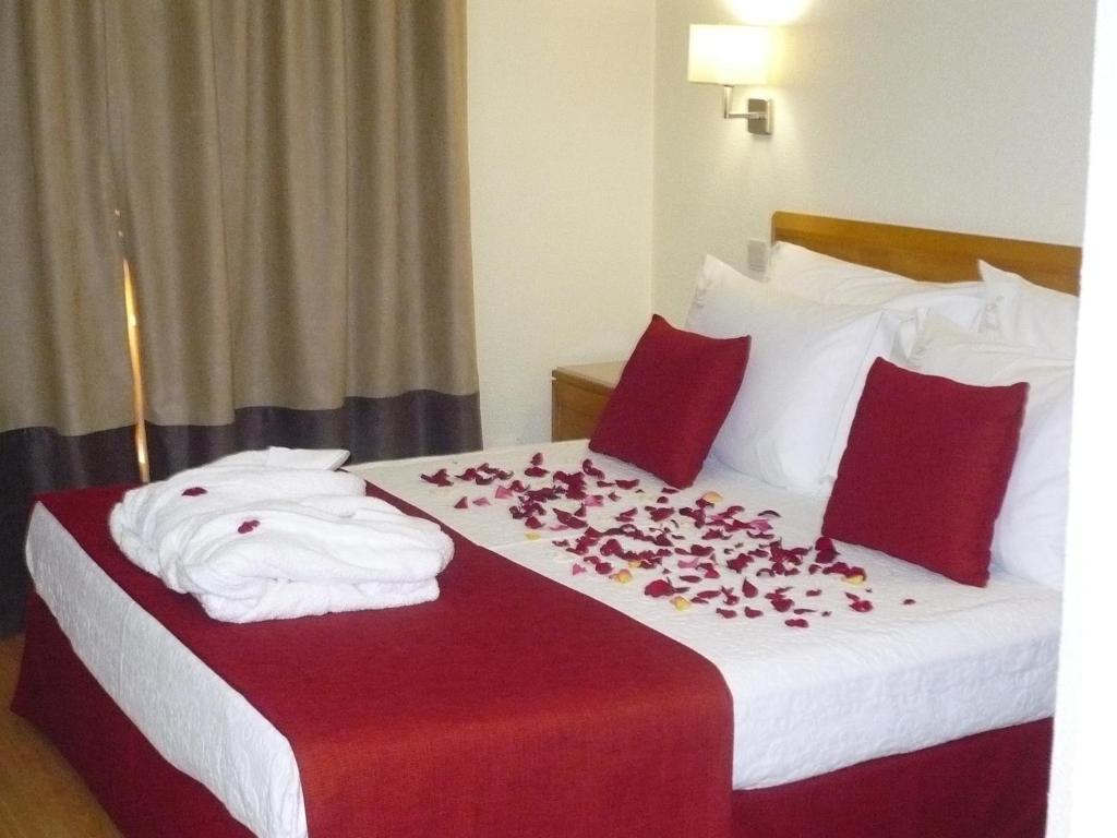 Hotel Dom Nuno Santiago do Cacém Kültér fotó