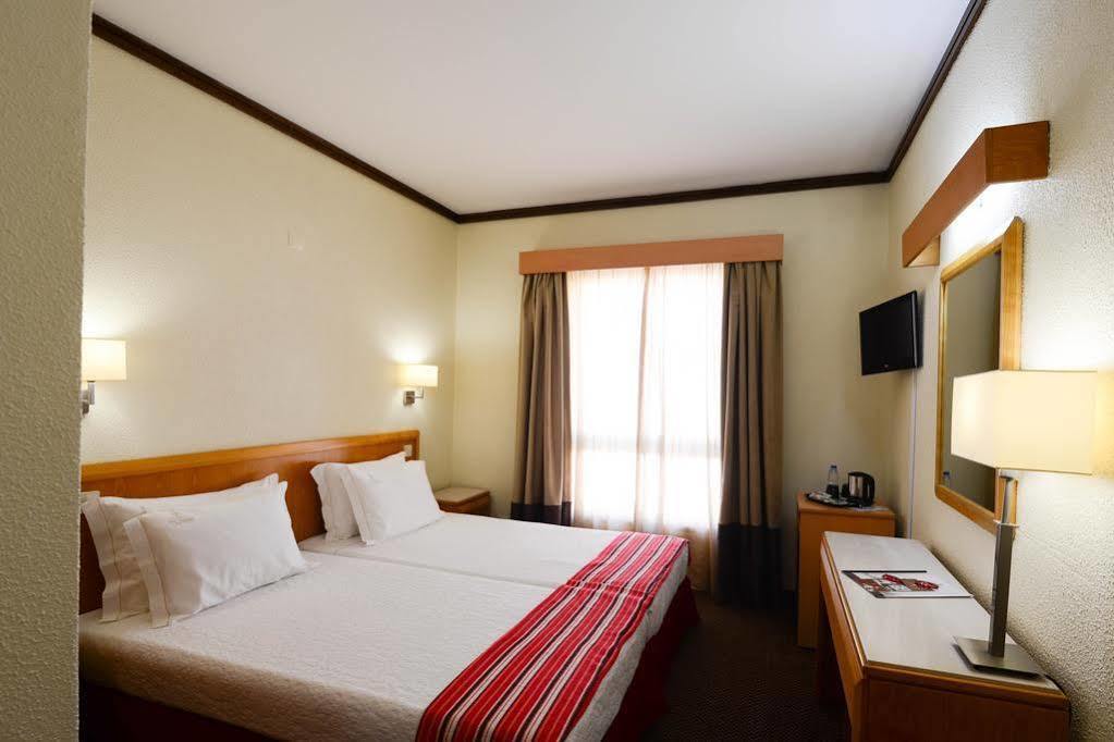 Hotel Dom Nuno Santiago do Cacém Kültér fotó